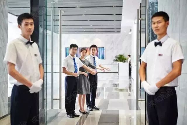 對(duì)標(biāo)國(guó)際一線，這家房企重新定義鄭州寫字樓物業(yè)管理標(biāo)準(zhǔn)